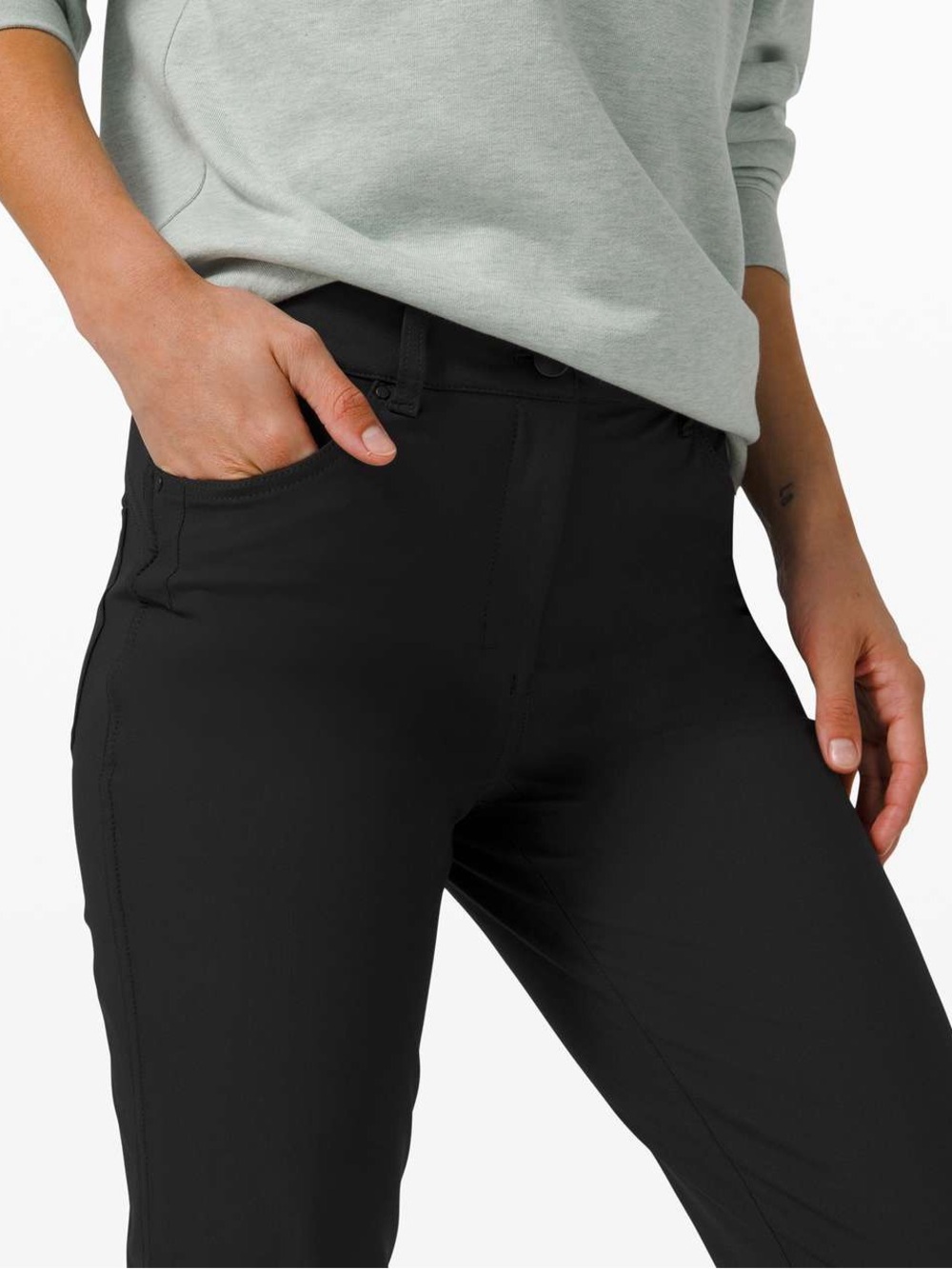 Lululemon Women's City Sleek 5 Pocket Everyday Pants in Black Size 8 - Picture 5 of 11